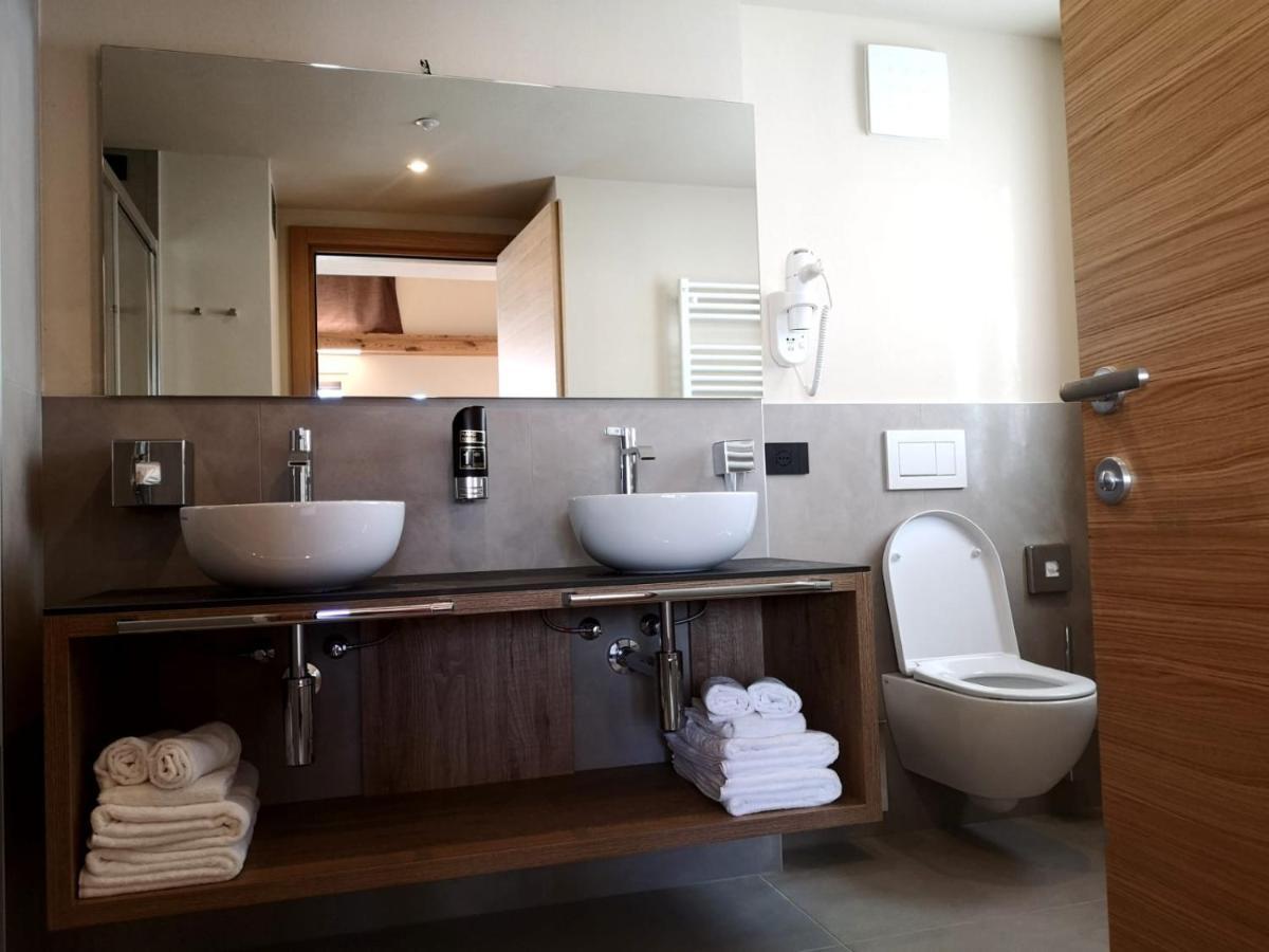Garni Al Silvestri Vei Hotel Livigno Eksteriør billede