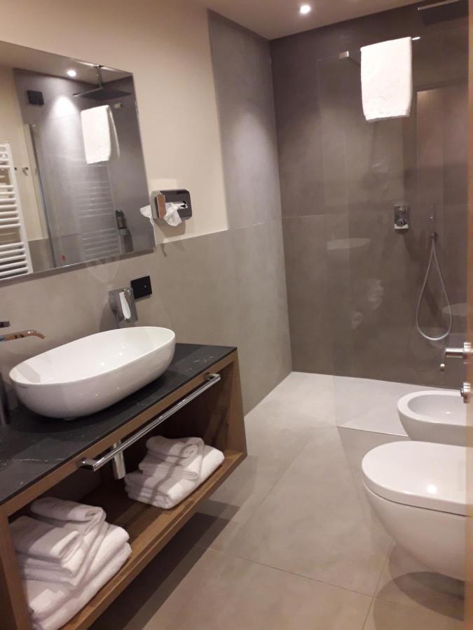 Garni Al Silvestri Vei Hotel Livigno Eksteriør billede
